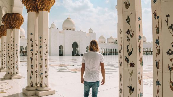 Sheikh Zayed Grand Mosque binnen