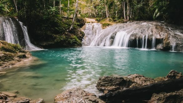 Kawasan Falls Siquijor