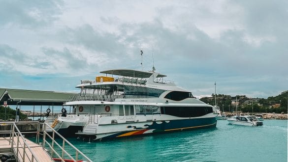 Ferry La Digue Seychellen
