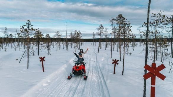 Sneeuwscootertocht Lapland